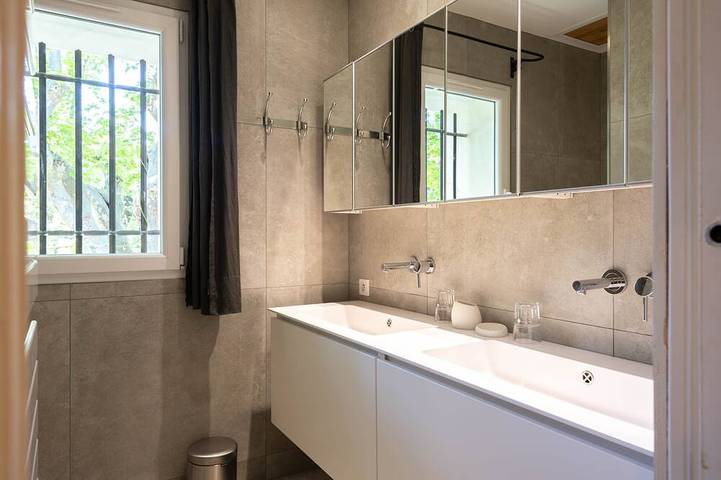 Gîte pour 15 personnes, avec jacuzzi et jardin à Cabannes - 3