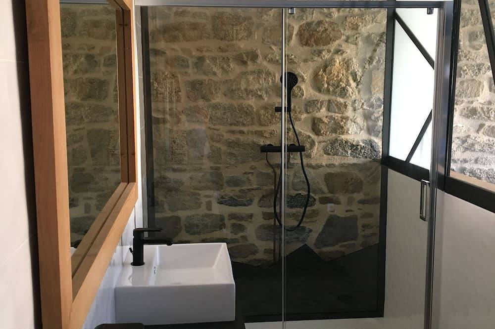 Gîte de Ty Nevez, Brittany (Santec) spa, 300 m from the beach. in Santec, Ceinture Dorée