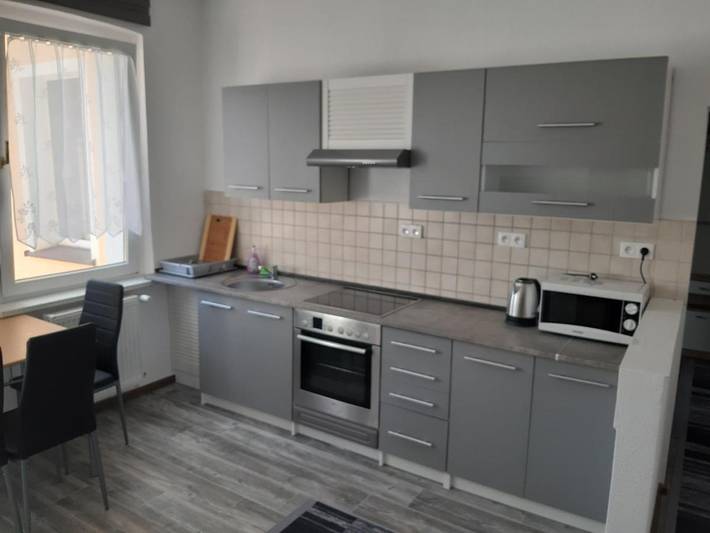 Ferienwohnung für 4 Personen, mit Terrasse und Garten sowie Ausblick in Gößnitz