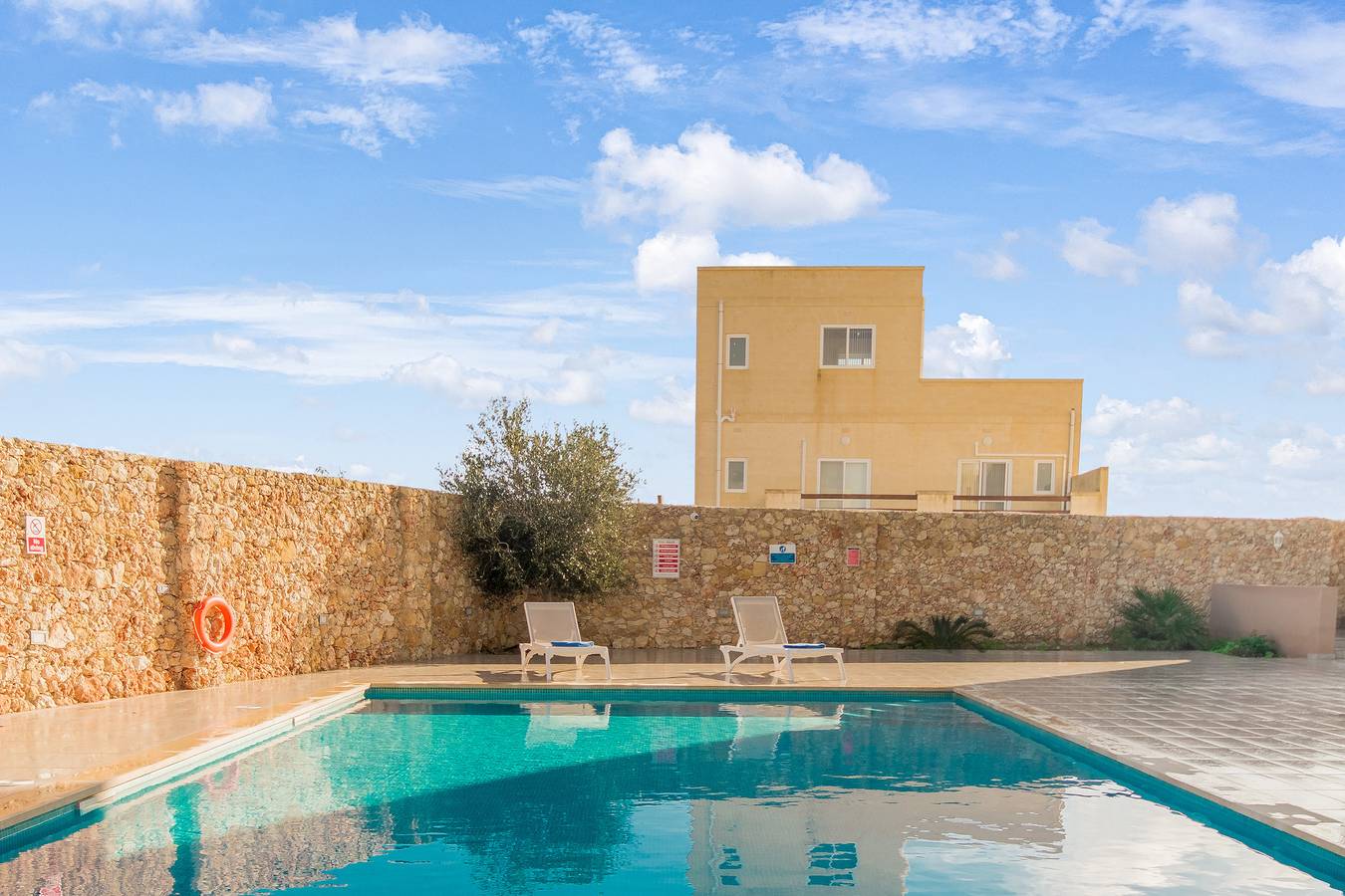 Ganze Wohnung, Wellness Hygge Modern Gozitan Apartment in Xaghra, Gozo