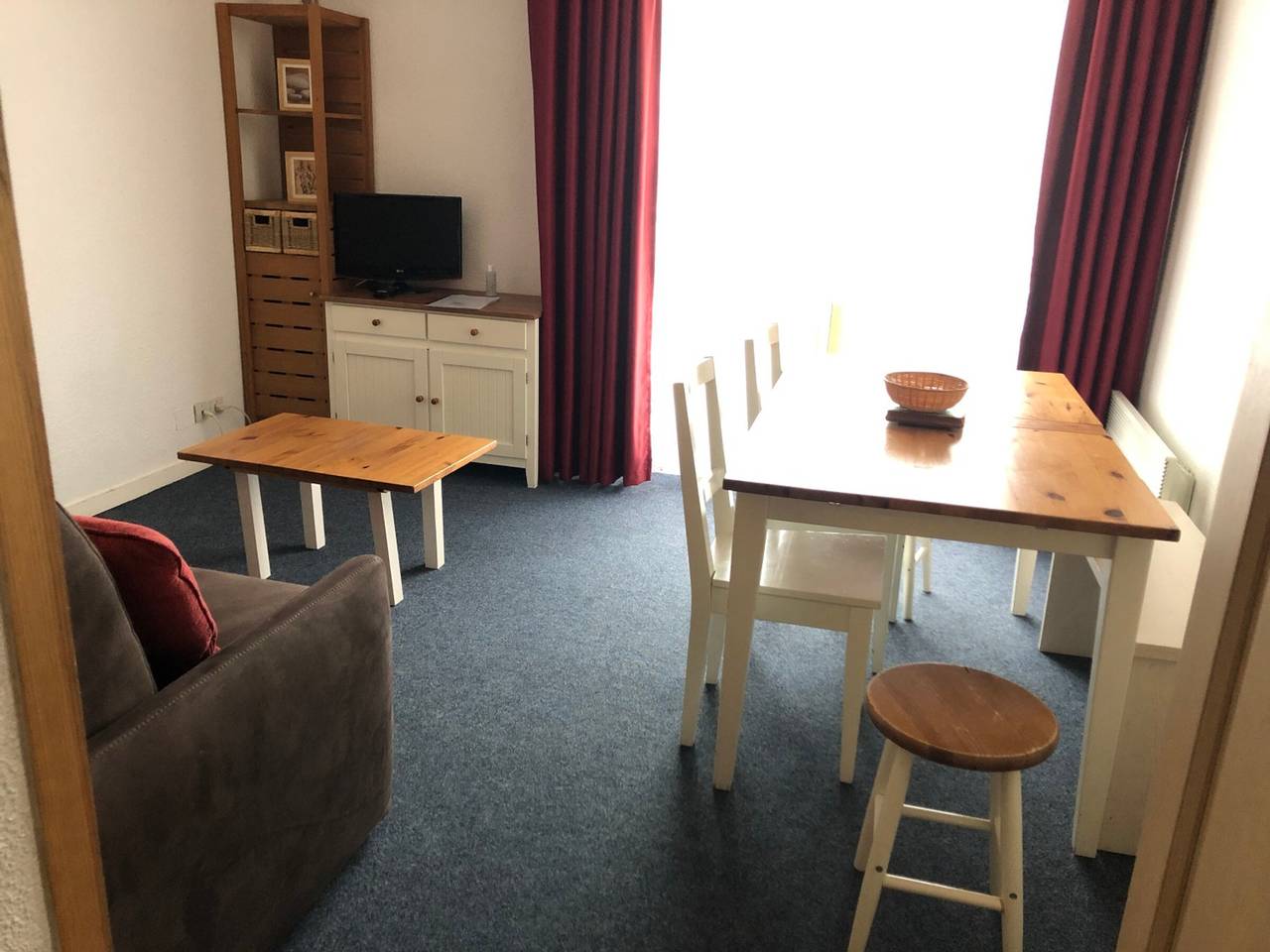 Studio entier, Confort studio 6 pers, vue pistes, animaux admis in Gourette, Eaux-Bonnes