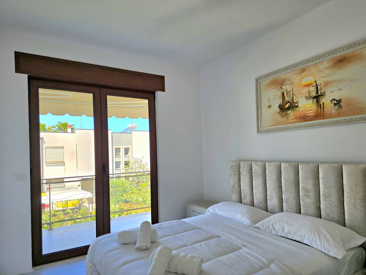 Villa für 8 Personen mit Balkon in Ishëm, Albanien