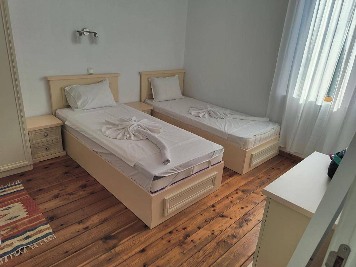 Villa with Private Pool in Lozenets, Zarewo