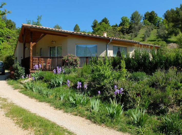 Villa pour 6 personnes, avec piscine ainsi que jardin et terrasse, animaux acceptés - 1