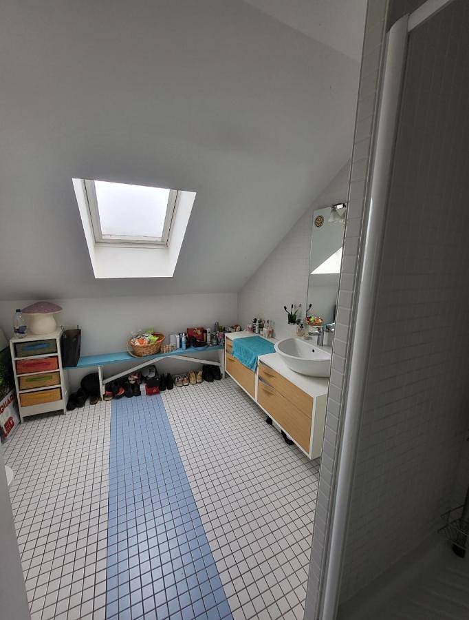 Gîte pour 2 personnes, avec terrasse et jardin ainsi que piscine et vue à Talant - 3