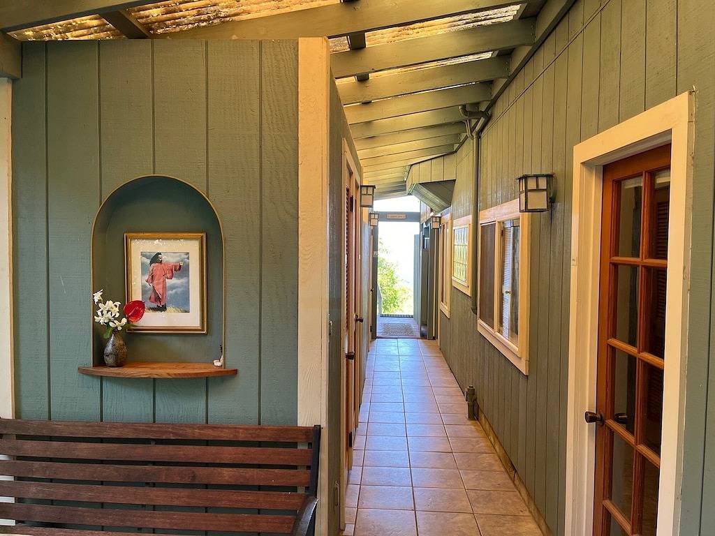 Ruhiges, restauriertes Plantagenhaus mit weitem Meerblick in Hamakua