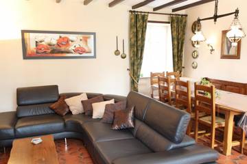 Gîte for 10 People in Trelly, Manche, Photo 3