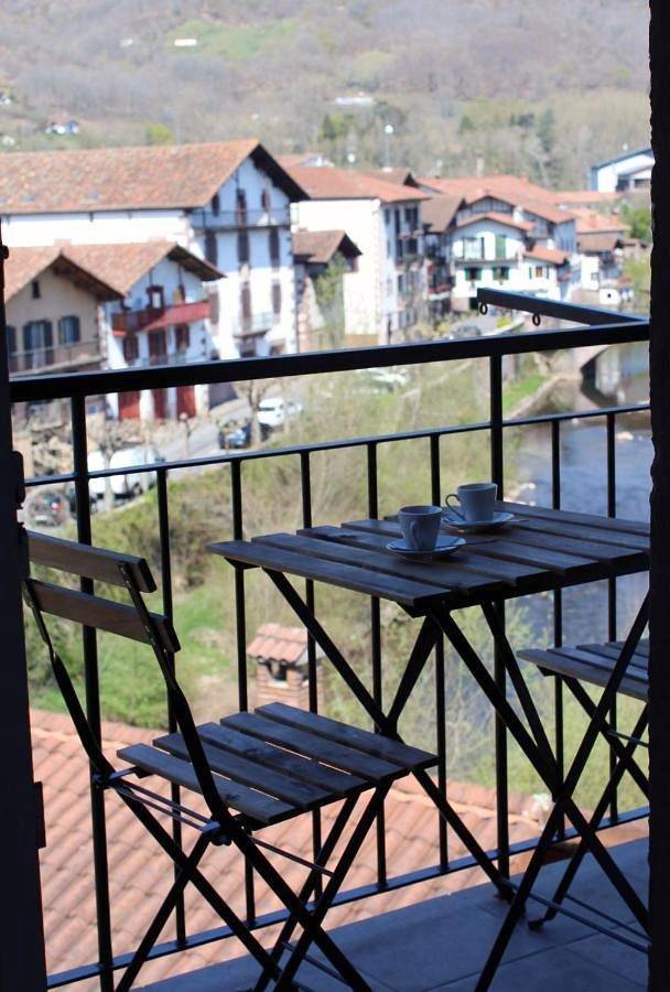 Apartamento entero, Two-Bedroom Apartment in Elizondo, Baztán
