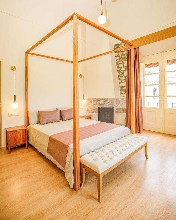 Gîte pour 6 personnes, avec Balcon à Besalú
