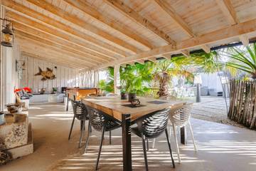 Maison De Vacances pour 16 Personnes dans Nuaillé-d'Aunis, Région de La Rochelle, Photo 1