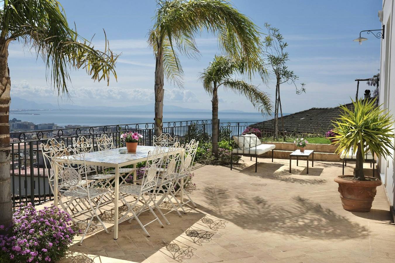 Künstlervilla mit Meerblick in der Nähe von Salerno in Salerno, Tyrrhenische Küste Kampanien