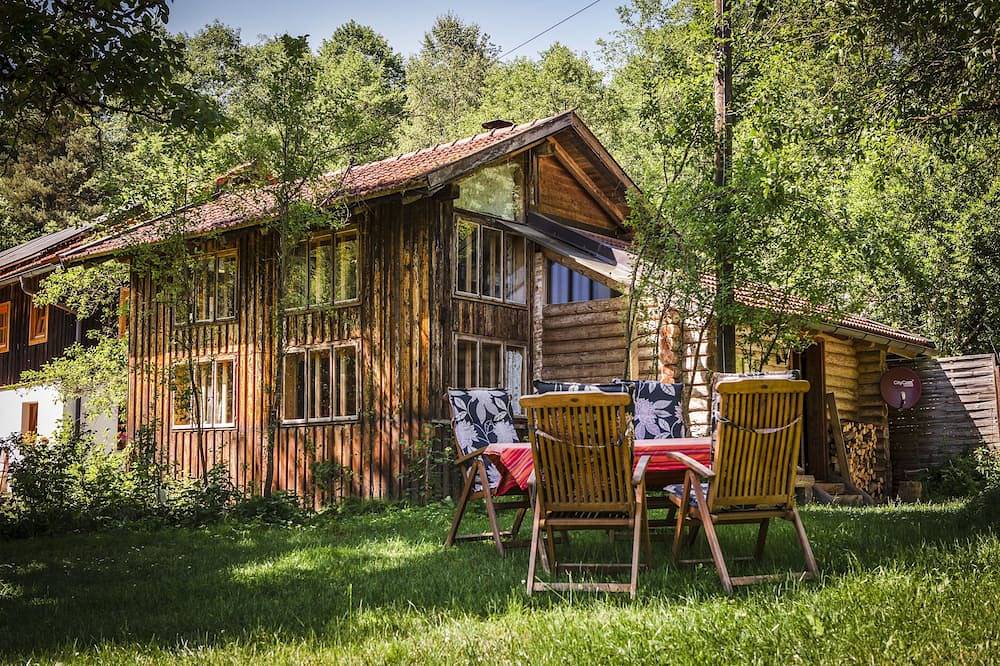 Gezinsvriendelijk vakantiehuis in het mooiste wandelgebied! in Arnbruck, Oost-Beieren