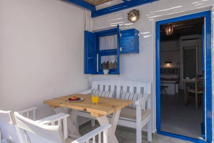 Location de vacances pour 2 personnes, avec terrasse et vue dans Milos - 4