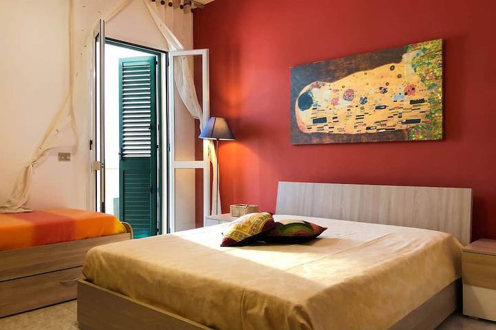 Apartamento entero, Homerez - Apt en Baia Verde, balcón in Kudetà Baia Verde Lido, Baia Verde