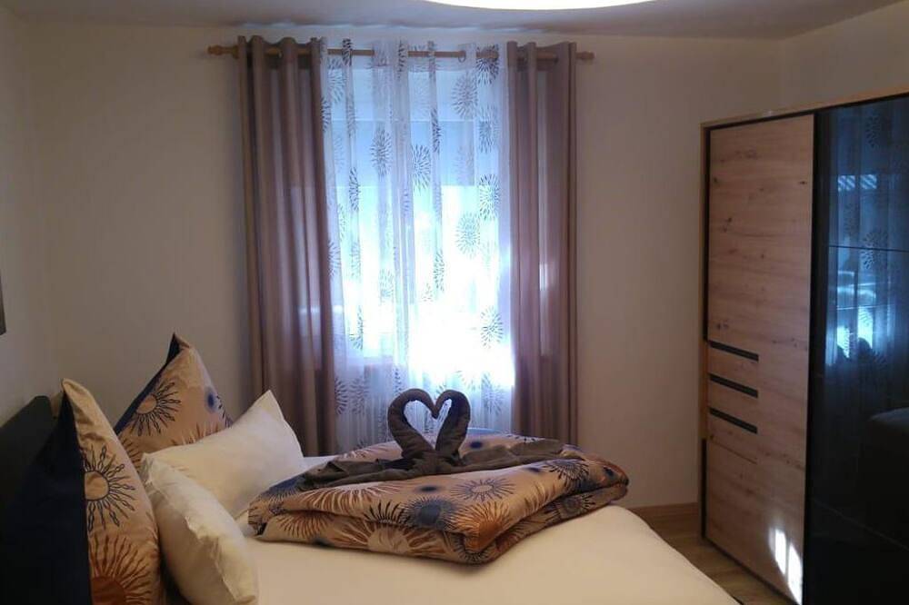 Ganze Wohnung, Ferienwohnung am Waldweg in Tuxer Alpen, Kolsass