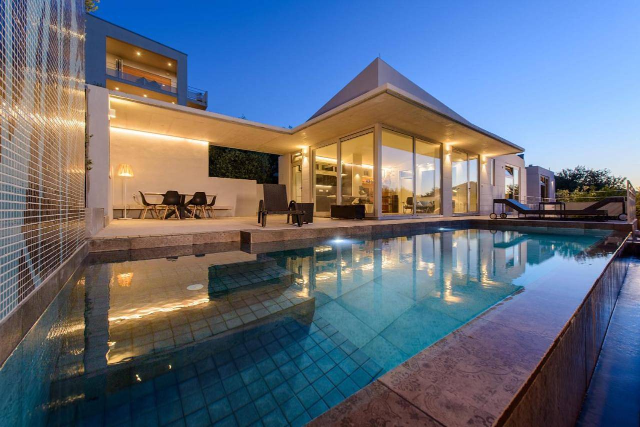 Two-Bedroom Villa in Vis Stadt, Split-Dalmatien