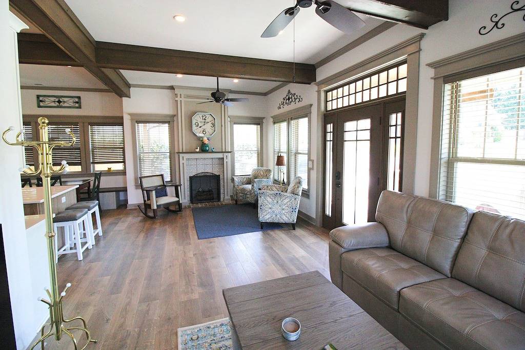 Bank Street Bungalow in Mount Airy, Surry County