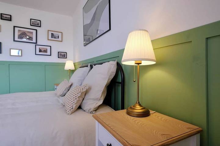 Ganze Wohnung, D-Day Suites - carentanlocation.fr: Avallon Downtown, 2 people, 2 minutes from the train station in Carentan les Marais, Saint-Lô und Umgebung