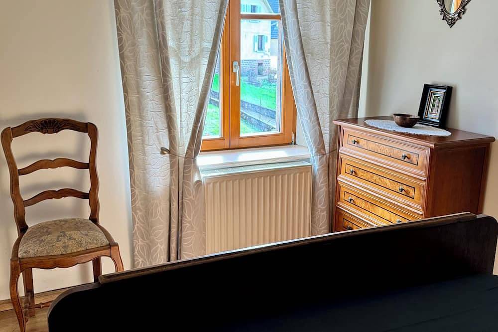 Cottage in a quiet and green ski trails near hiking in Maisonsgoutte, Sélestat-Erstein region
