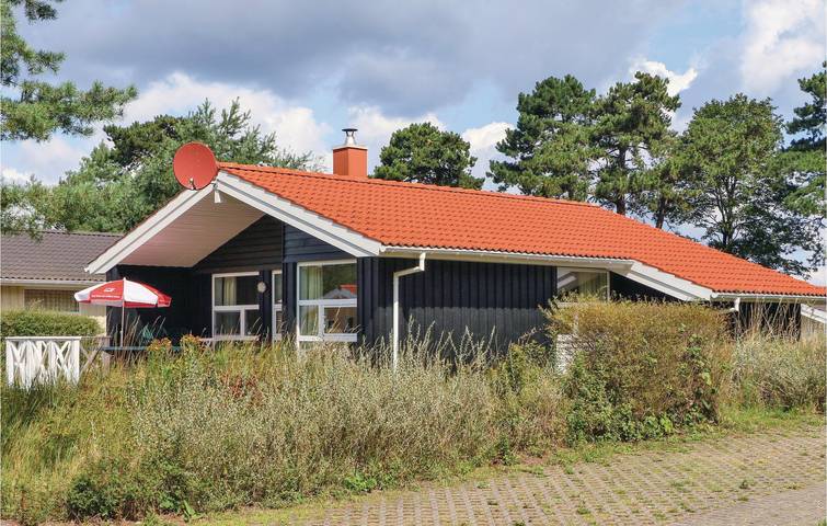 Ferienhaus für 8 Personen, mit Whirlpool und Sauna sowie Terrasse und Garten, mit Haustier in der Lübecker Bucht