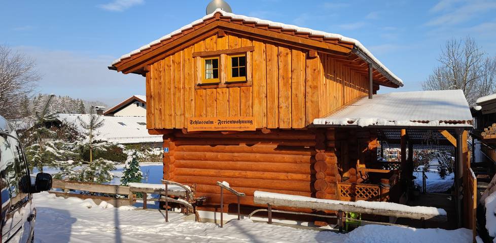 Ganze Ferienwohnung, Schlossalm Ferienwohnungen - Ferienwohnung II - Fuchsbau Souterrain-Wohnung in Brannenburg, Bayerische Alpen