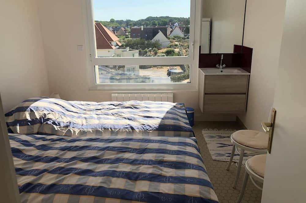 Appartement entier, Bel appartement, front de mer, grand séjour, 2 chambres, 6 lits, idéal famille. in Hardelot Plage, Neufchâtel-Hardelot