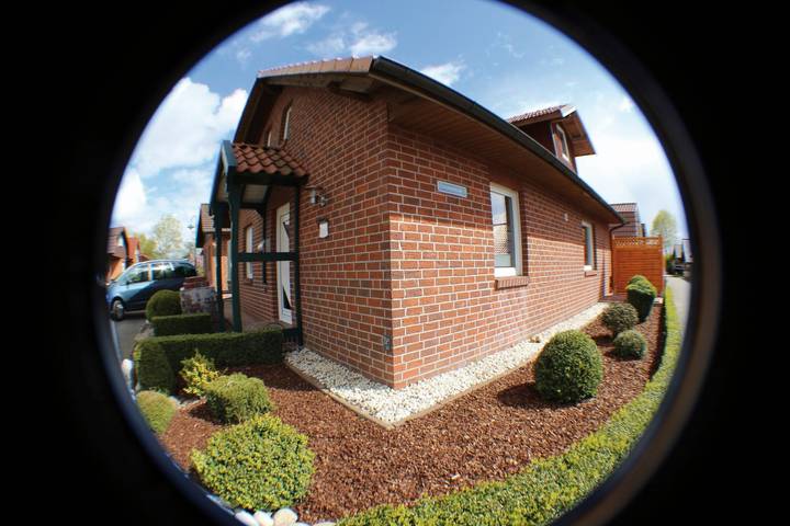 Ferienhaus für 6 Personen, mit Terrasse und Sauna sowie Seeblick in Heede