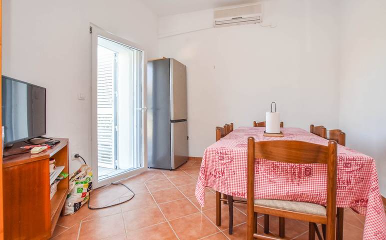 Ferienhaus für 8 Personen, mit Garten, mit Haustier