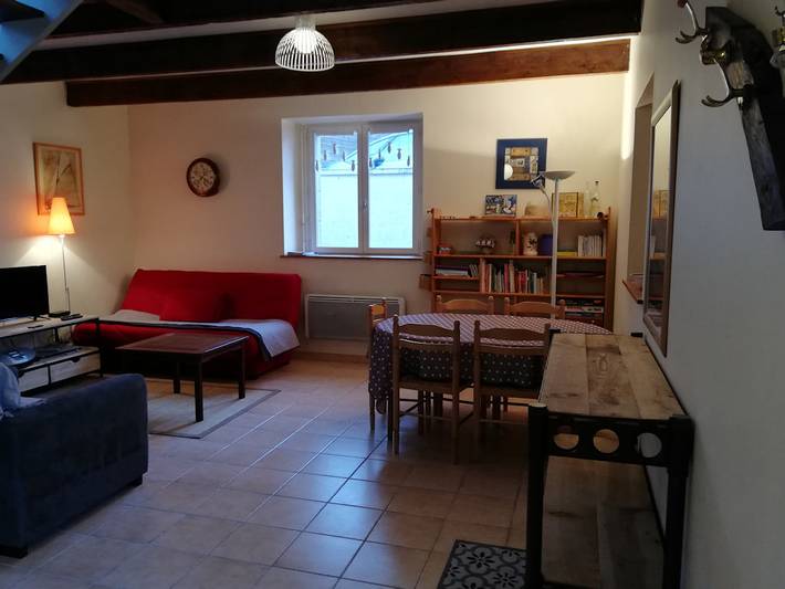 Gîte pour 5 personnes, avec terrasse dans Office De Tourisme De Tregastel - 2