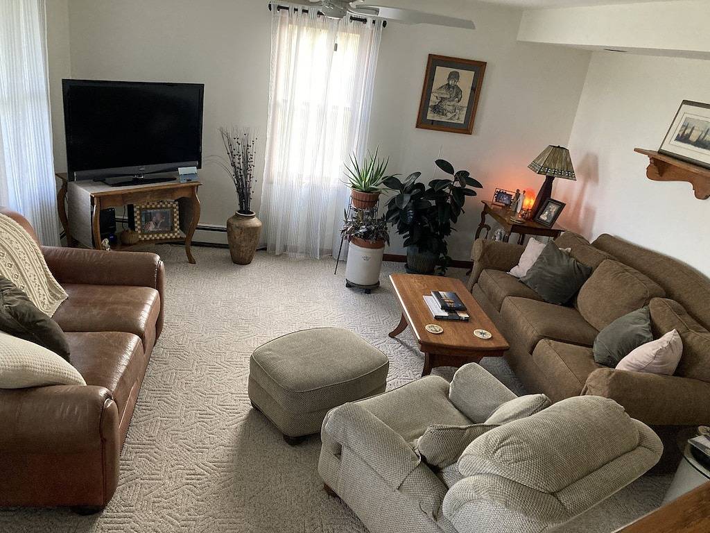 Charming country home with beautiful sunsets and sunrises in Onondaga County