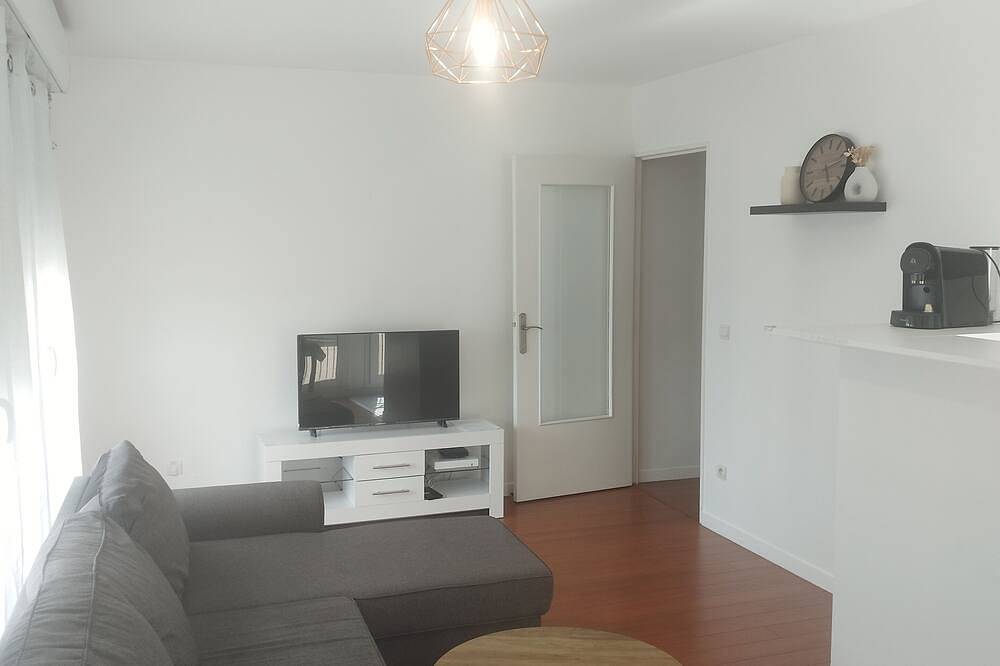 Entire apartment, Beautiful apartment in Meaux, 15 minutes from Disneyland in Meaux, Seine-et-Marne