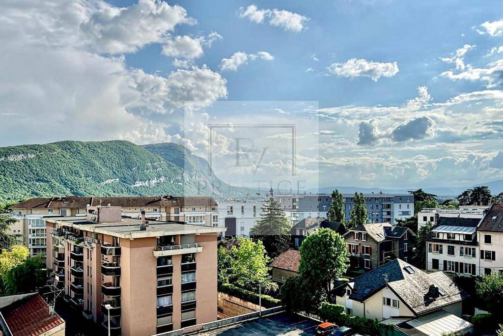 Appartement entier, Studio Apartment in Annemasse, Région de Saint-Julien-en-Genevois