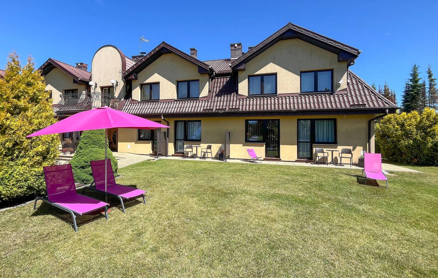 Ganze Ferienwohnung, Ferienwohnung für 4 Personen mit Pool in Rowy, Slowinzischer Nationalpark