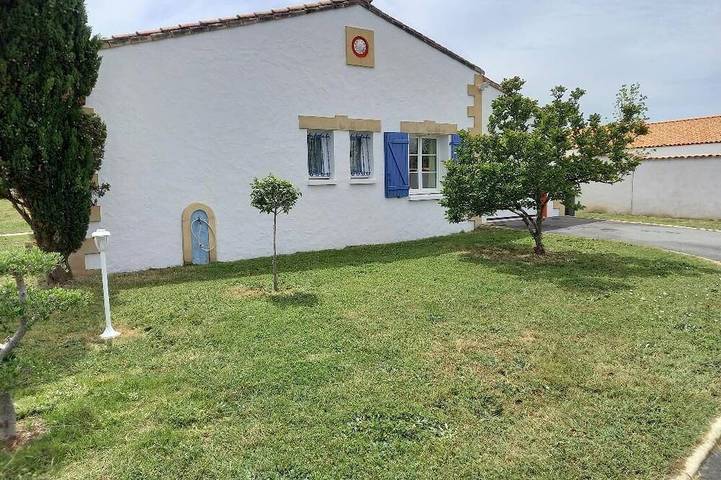 Location de vacances pour 6 personnes, avec jardin, animaux acceptés dans Courlay Sur Mer