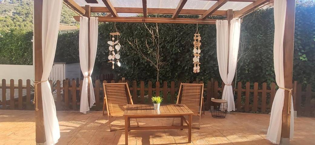 Apartamento de vacaciones para 5 personas, con vistas además de jardín y piscina, Se admiten mascotas en Vega de Granada - 3