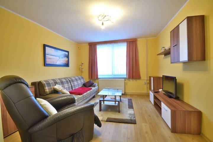 Ferienwohnung für 3 Personen, mit Terrasse und Garten in Hohen Viecheln - 4