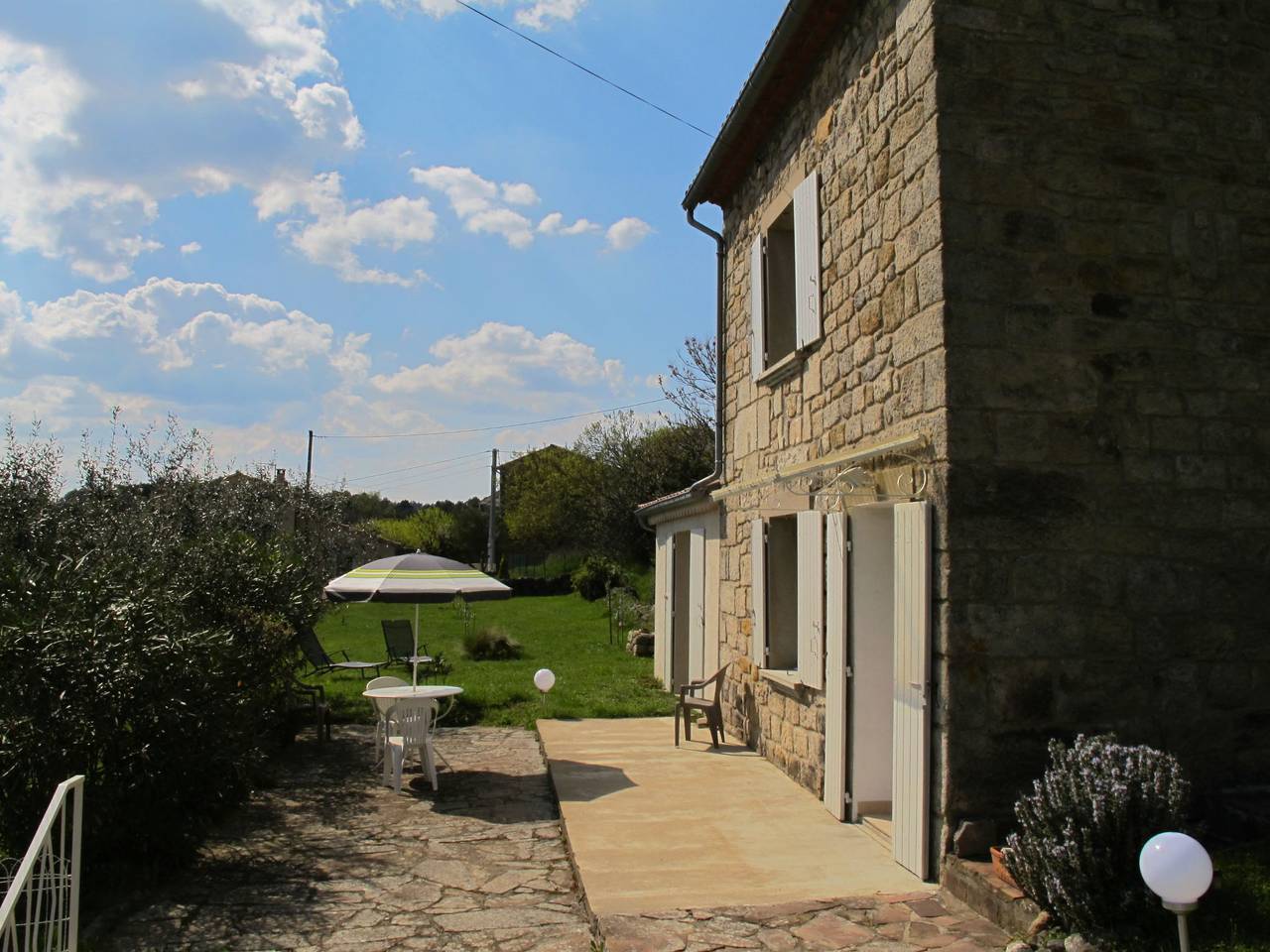 Les Lauriers Roses in Montréal (rhône-Alpes), Ardèche