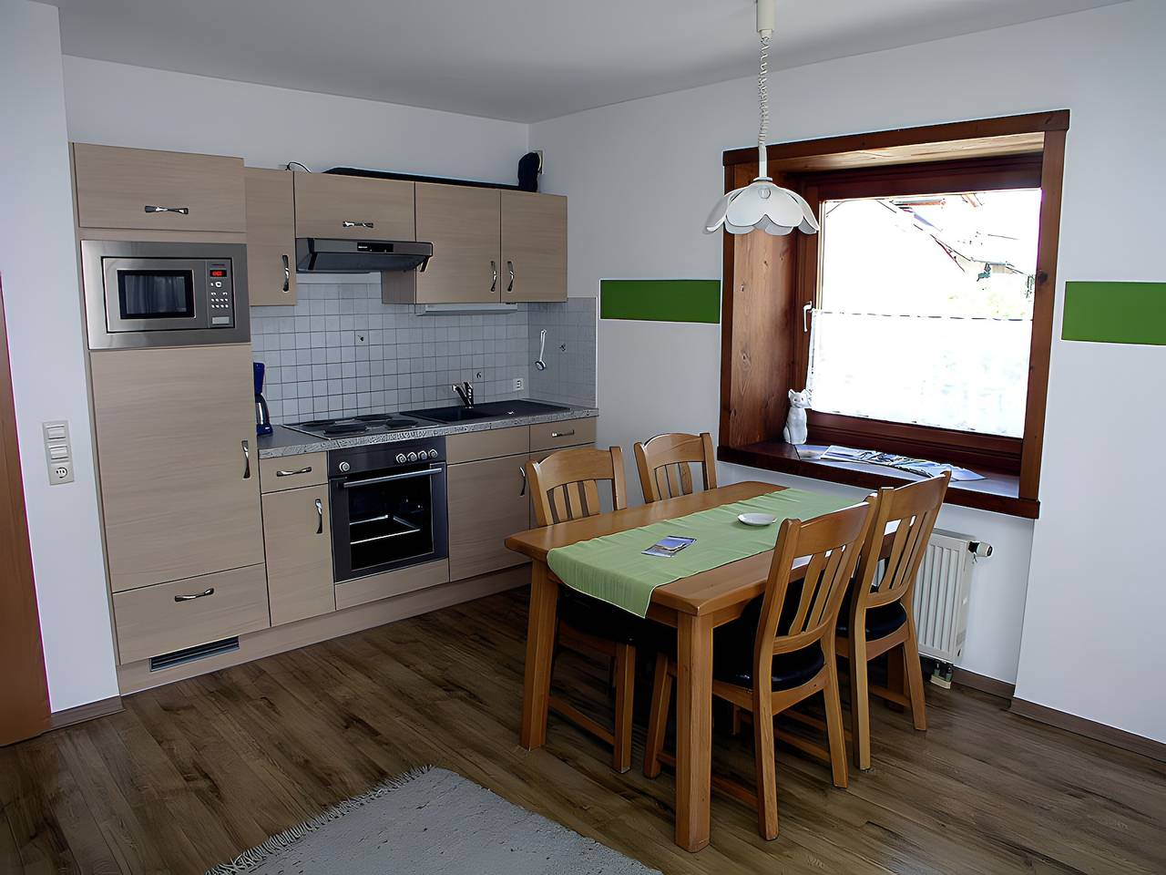 Ganze Wohnung, Ferienwohnung 4 mit Gemeinschaftsterrasse, Gemeinschaftsgarten und Wi-Fi in Wasserburg (Bodensee), Bayerisch Schwaben