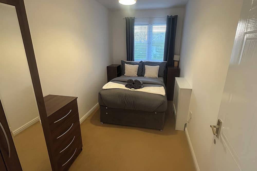 Entire apartment, A Home From Home in Crawley, West Sussex