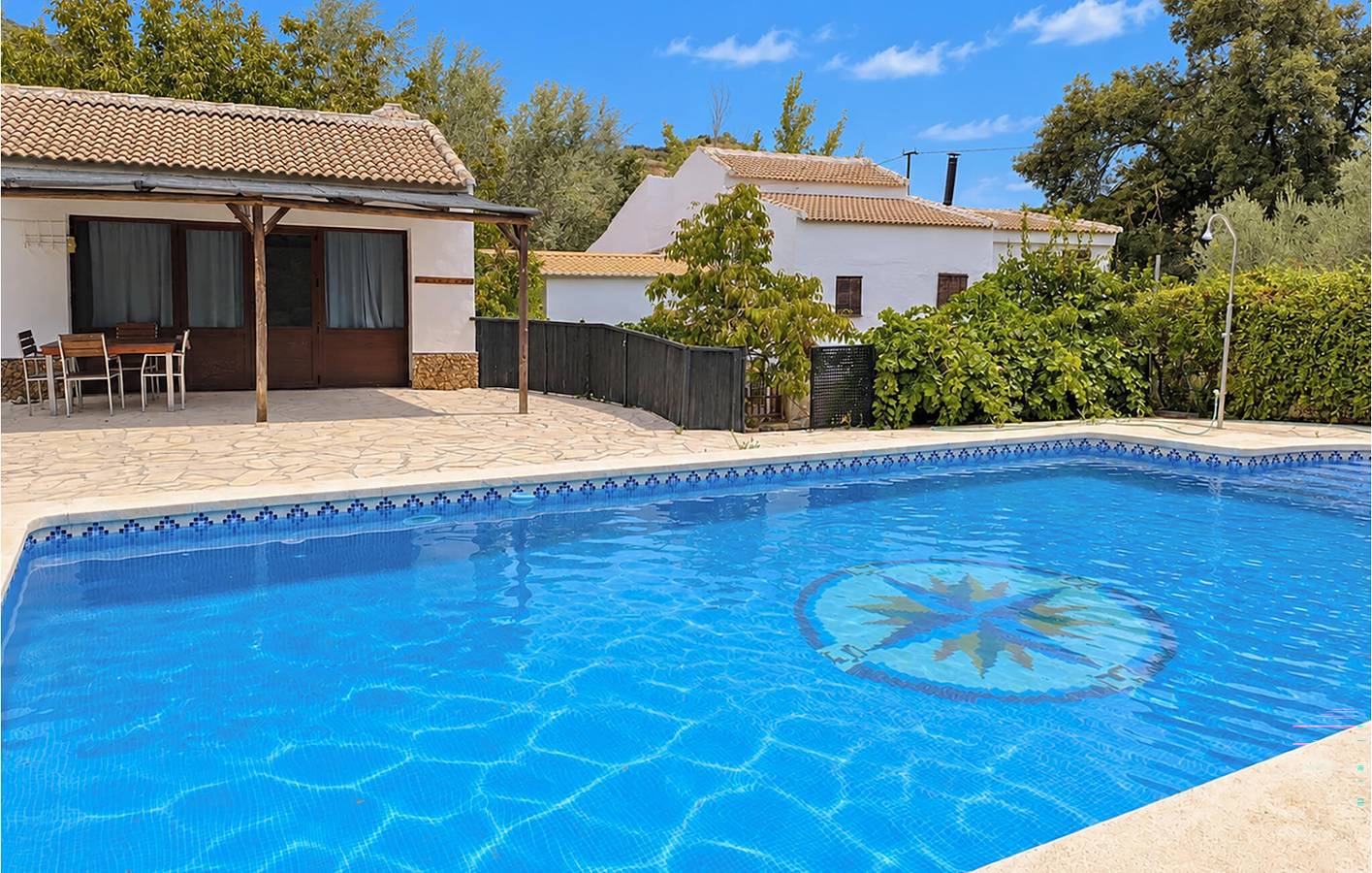 Reizende Ferienwohnung mit Bergblick, Pool und WLAN in der Nähe von Villanueva de Tapia in Villanueva de Tapia, Andalusien