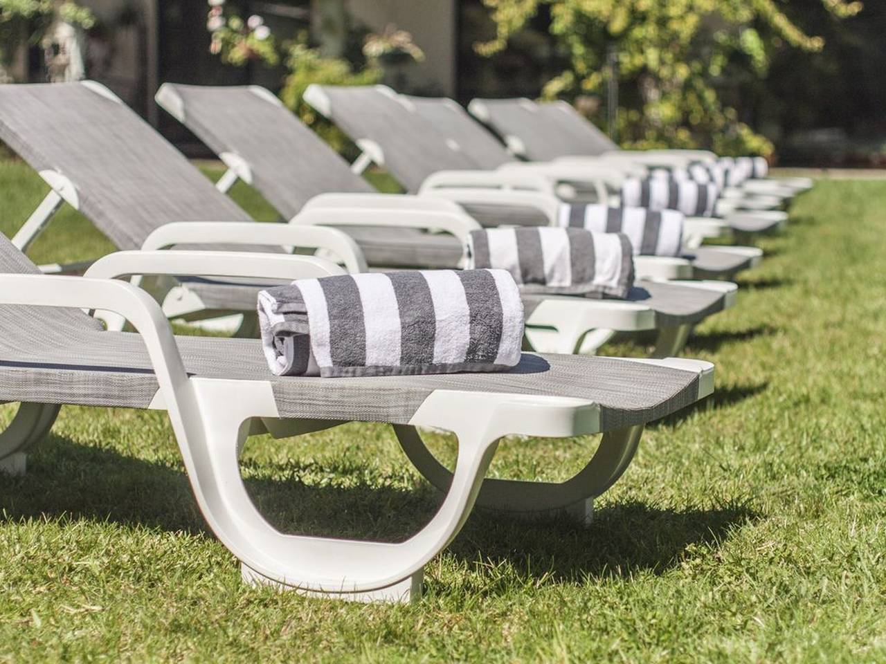 Magnificent Aroeira Villa | 6 Bedrooms | Villa do Cisne | Pool Table | Perfect for Larger Groups in Aroeira, Charneca de Caparica e Sobreda