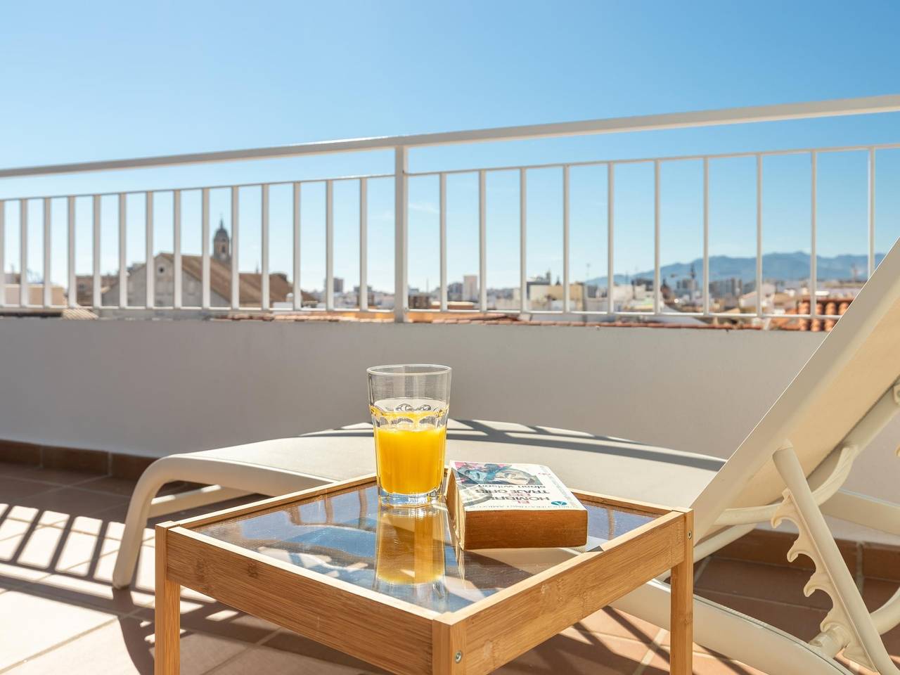 Apartamento vacacional entero, La Merced Duplex I (2Br 1Bt) in Málaga Centro, Málaga