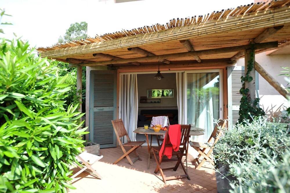 Apartamento entero, Encantador apartamento a 70 metros de la playa de St Cypien in San Ciprianu, Lecci