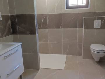 Gîte pour 6 personnes, avec terrasse à Valros