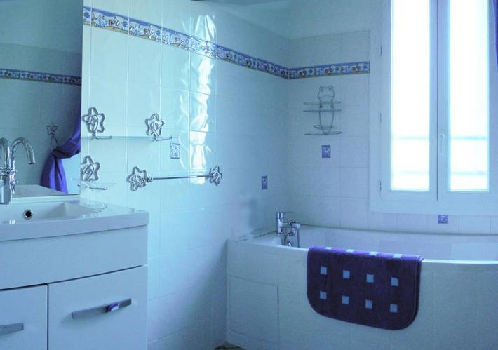 Gîte pour 2 personnes, avec jardin ainsi que piscine et vue à Montagnac - 3