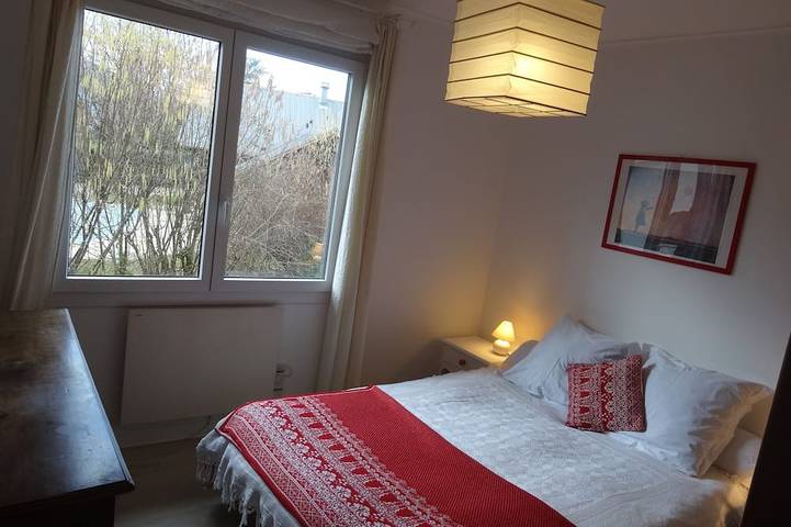 Location de vacances pour 8 personnes, avec terrasse et jardin à Mouxy - 4