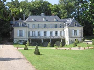 Chambre d’hôte pour 2 personnes, avec jardin ainsi que vue et piscine à Thuré (Vienne)