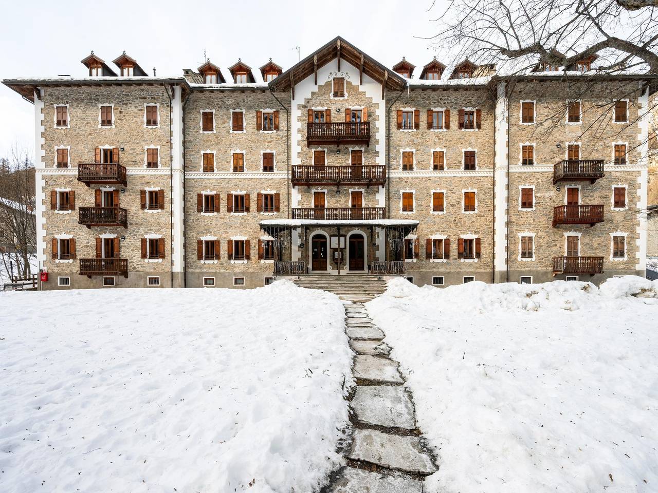 Appartamento intero, In edificio storico, con aria condizionata in Ceresole Reale, Canavese