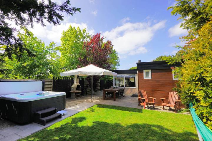 Holiday home for 10 people, with terrace and garden - 1