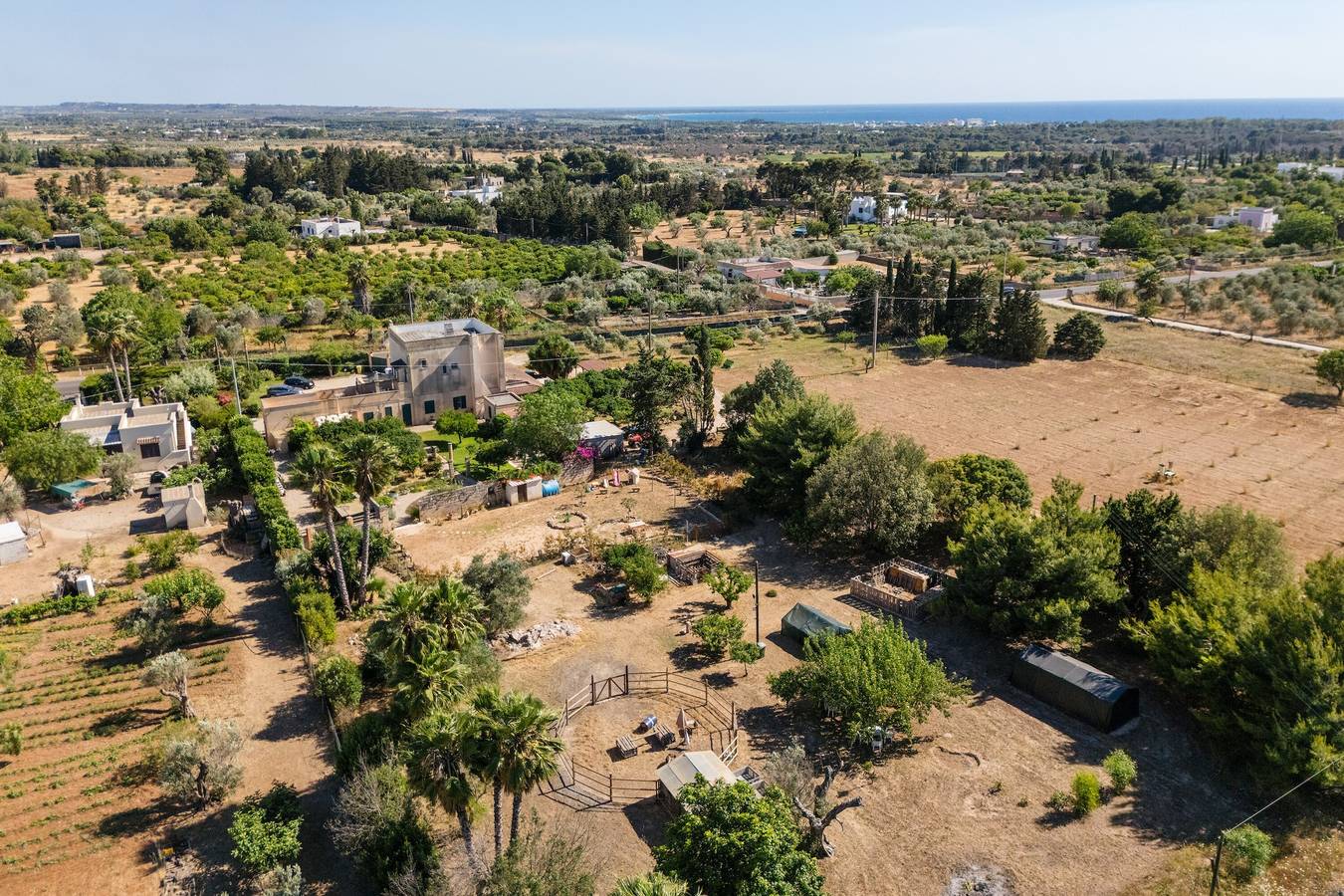 Casa Vacanze 'Garden Terrace Apartment Gallipoli' con Terrazza Privata, Giardino e Wi-Fi in Gallipoli, Golfo di Taranto